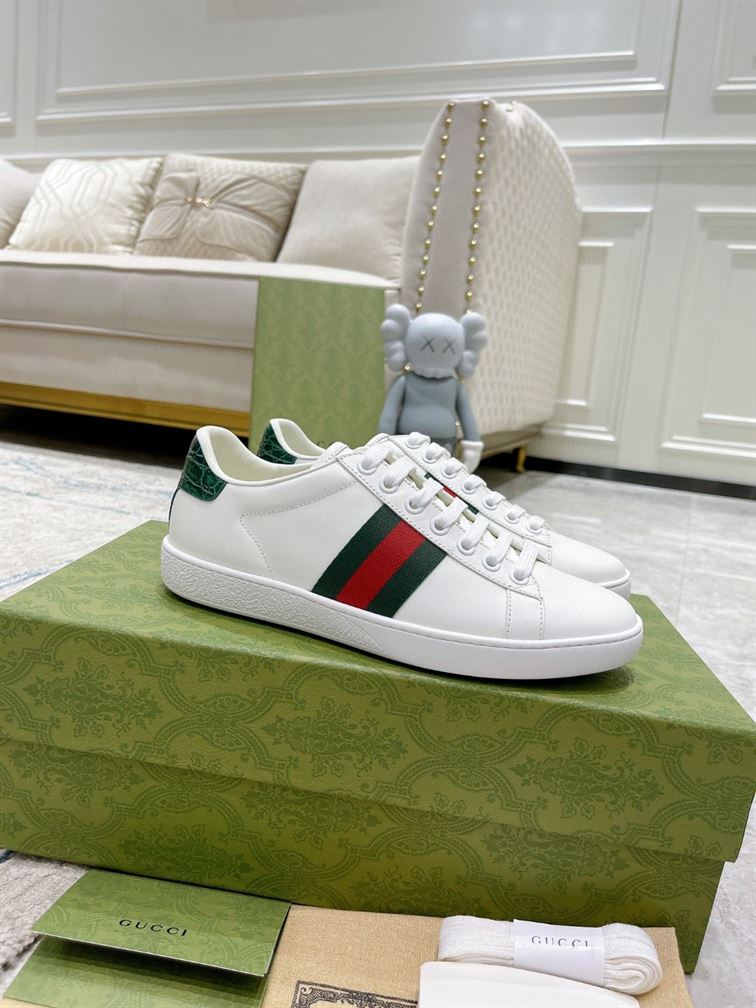 Gvc*1 Dupes Shoes ACE LEATHER SNEAKER   GCC089