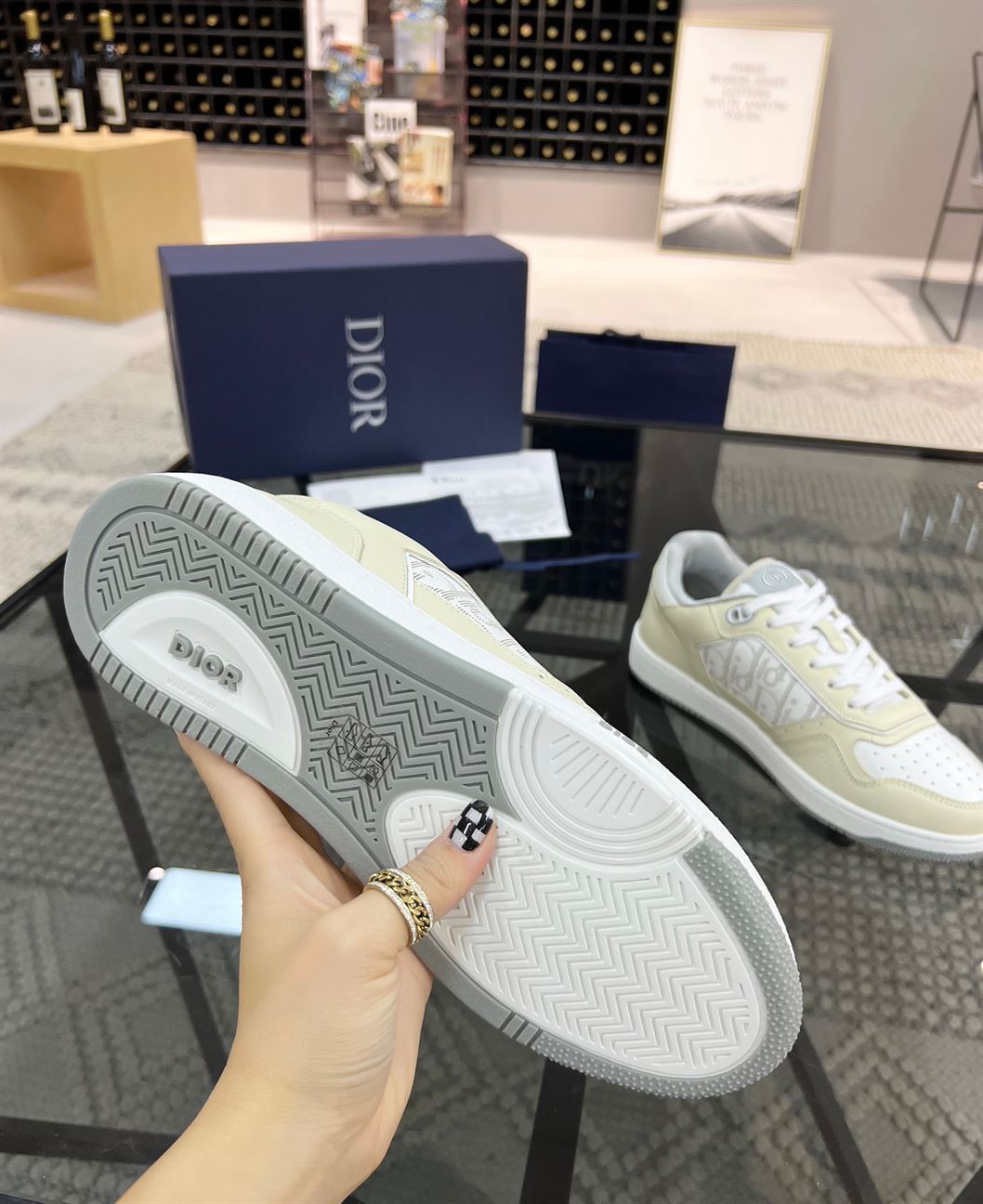 D10r B27 LOW-TOP CREAM WHITE OBLIQUE   DO011
