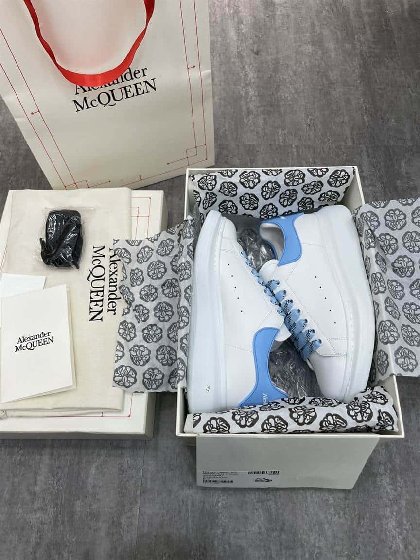 A1exa*der Mcqv*en SNEAKER AM21