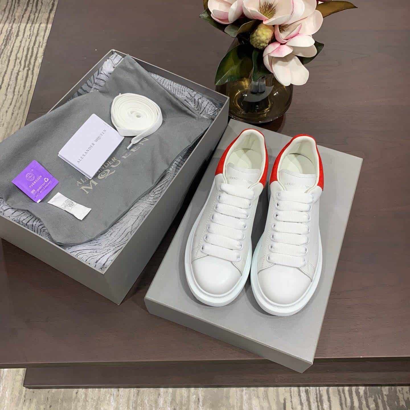 A1exa*der Mcqv*en Sneaker Dupe - AM17