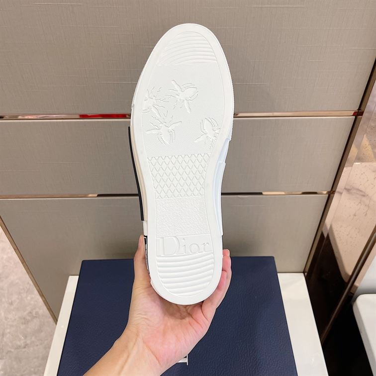 D10r B23 LOW-TOP SNEAKER   DO023