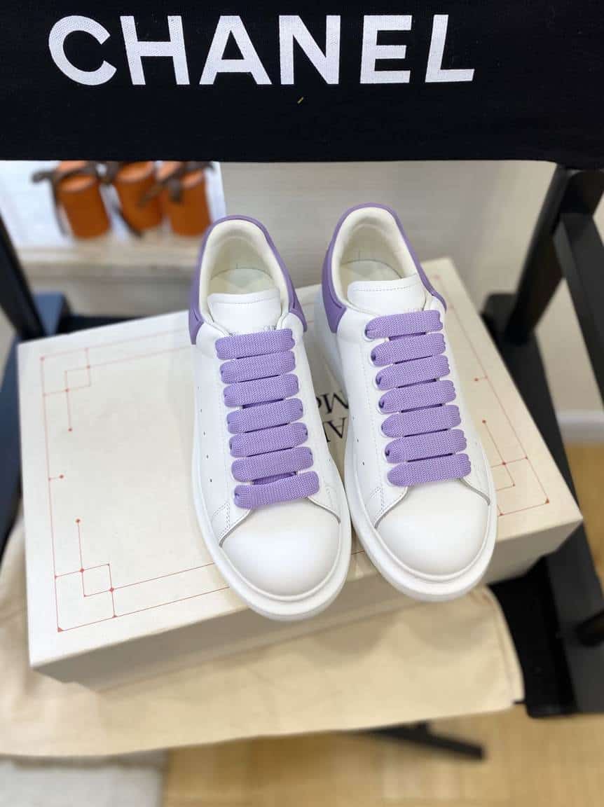 A1exa*der Mcqv*en SNEAKER AM24
