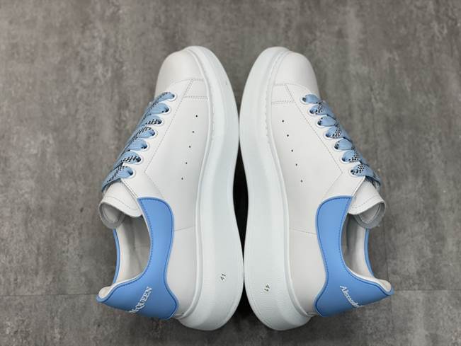 A1exa*der Mcqv*en SNEAKER AM21