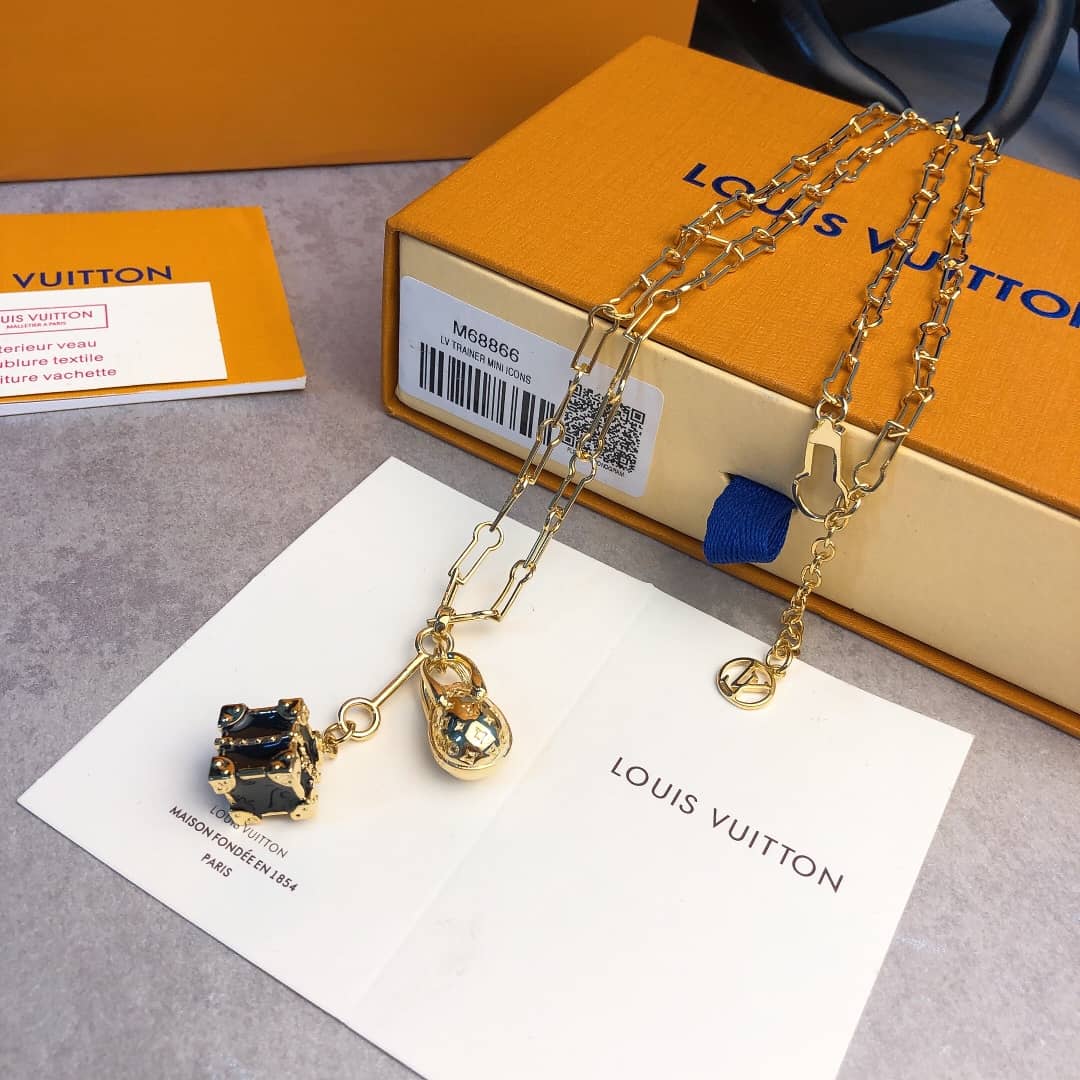 Best L0vis Vvtt0n Classic Necklace