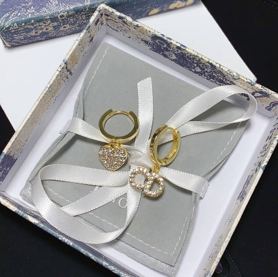 Top Quality Chr1st1an D10r Earring