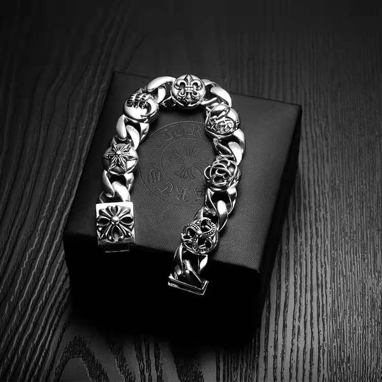Best Ch*0me He**ts Classic Bracelet