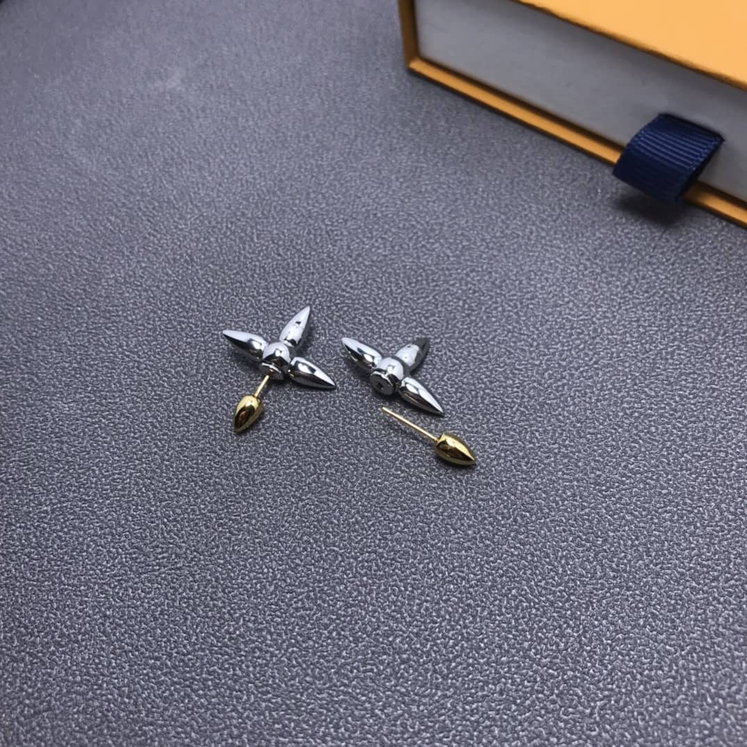Fake L0vis Vvtt0n Logo Earring