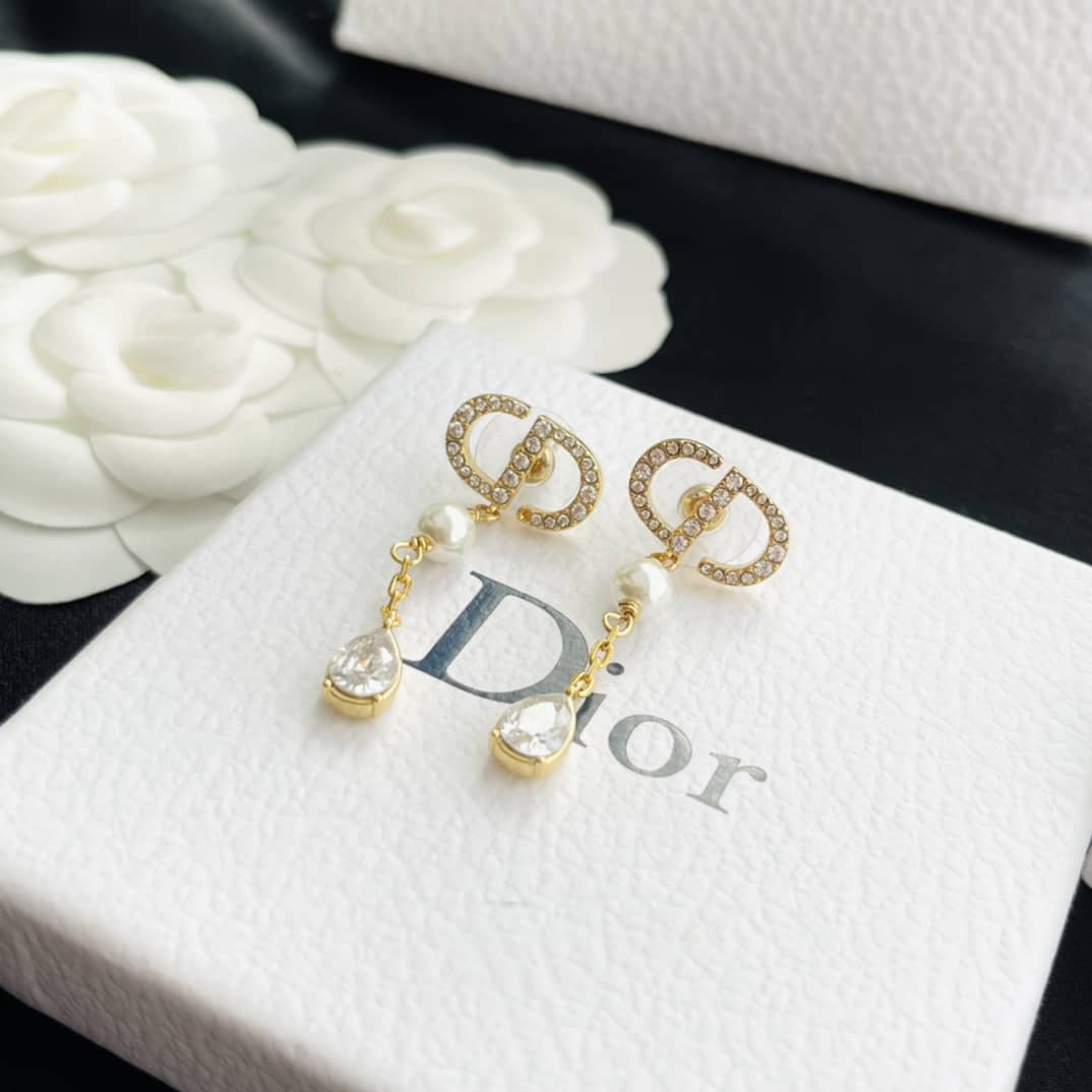 Luxury Chr1st1an D10r Classic AAA+ Earring