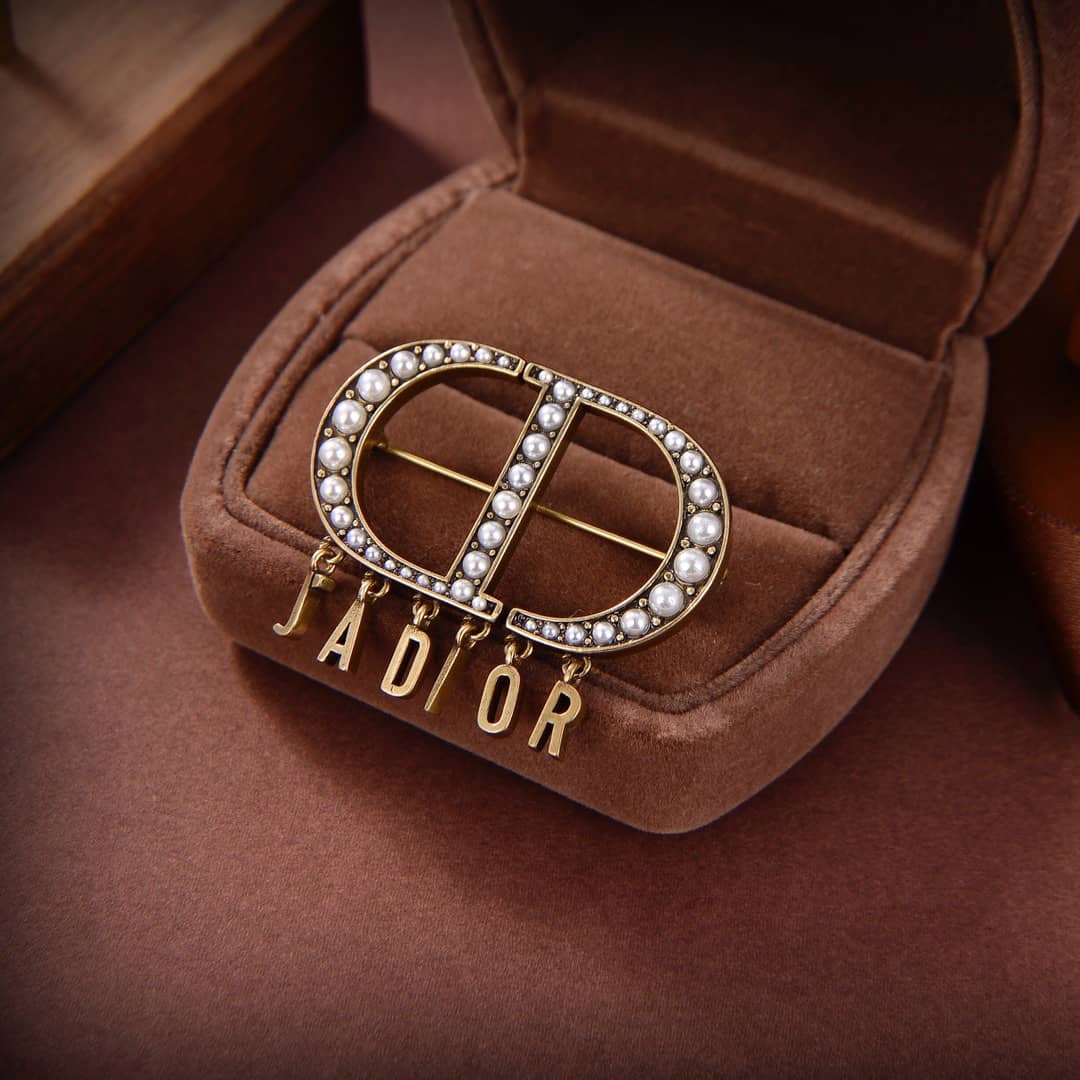 Wholesale Chr1st1an D10r AAA+ Brooch