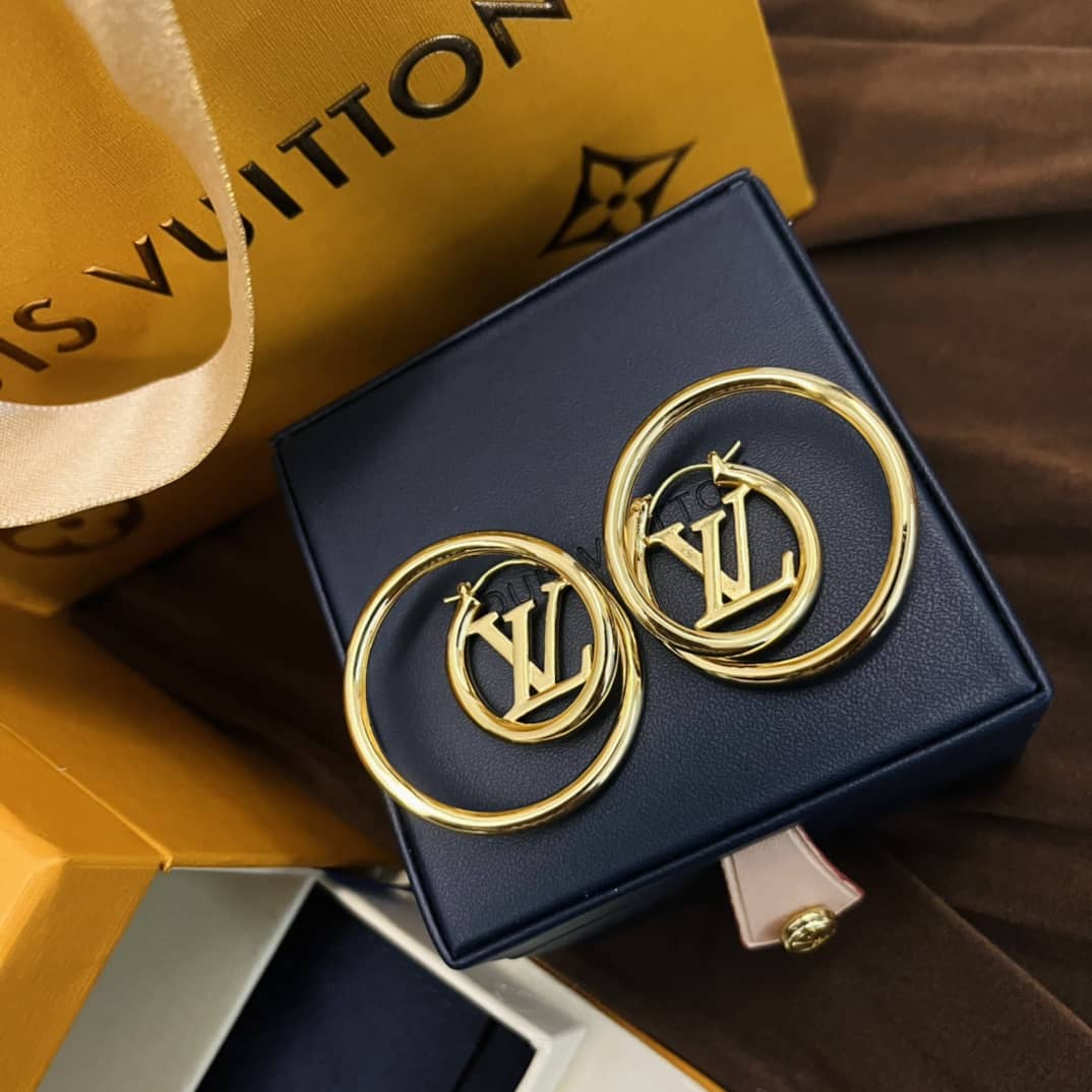 L0vis Vvtt0n Earring First Copy