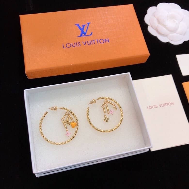 Fake L0vis Vvtt0n Logo Earring
