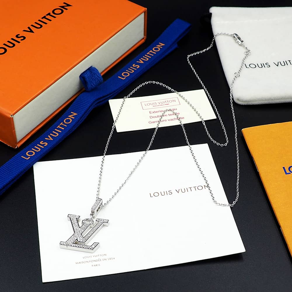 Designer L0vis Vvtt0n Classic Necklace