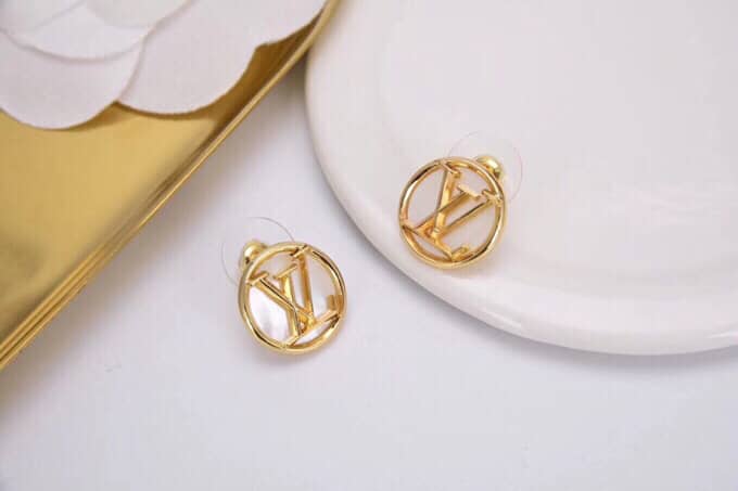 Luxury L0vis Vvtt0n Classic AAA+ Earring