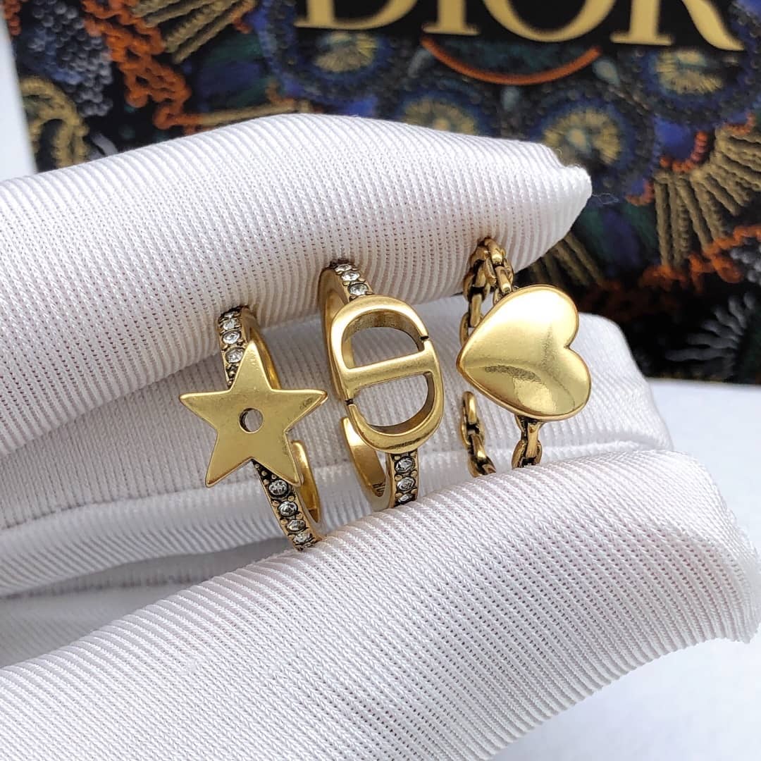 Designer Chr1st1an D10r Classic Ring
