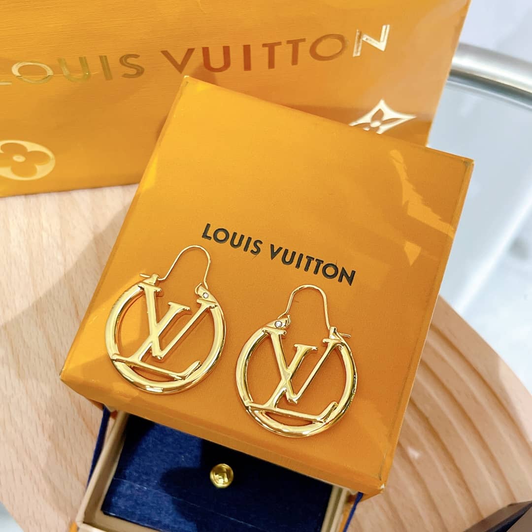 L0vis Vvtt0n Earring For Sale