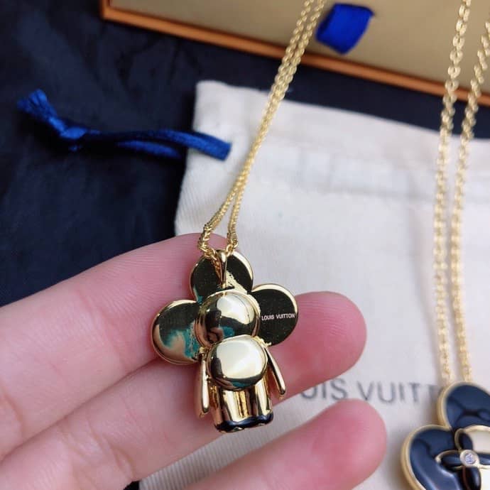 Wholesale L0vis Vvtt0n AAA+ Necklace