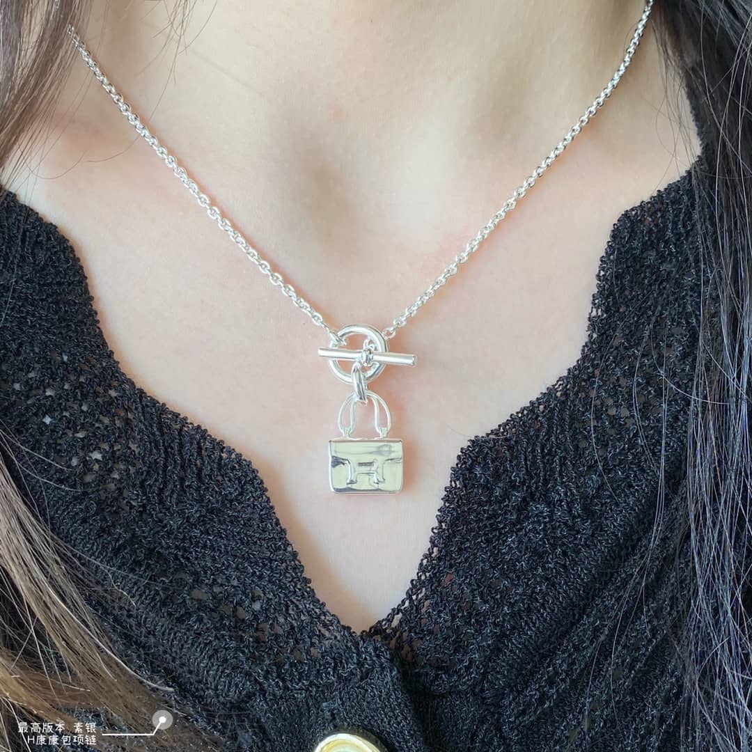 H**me5 Necklace For Sale