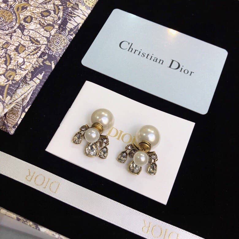 Knockoff Chr1st1an D10r Logo Earring