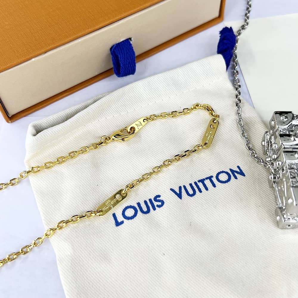 L0vis Vvtt0n Necklace For Sale