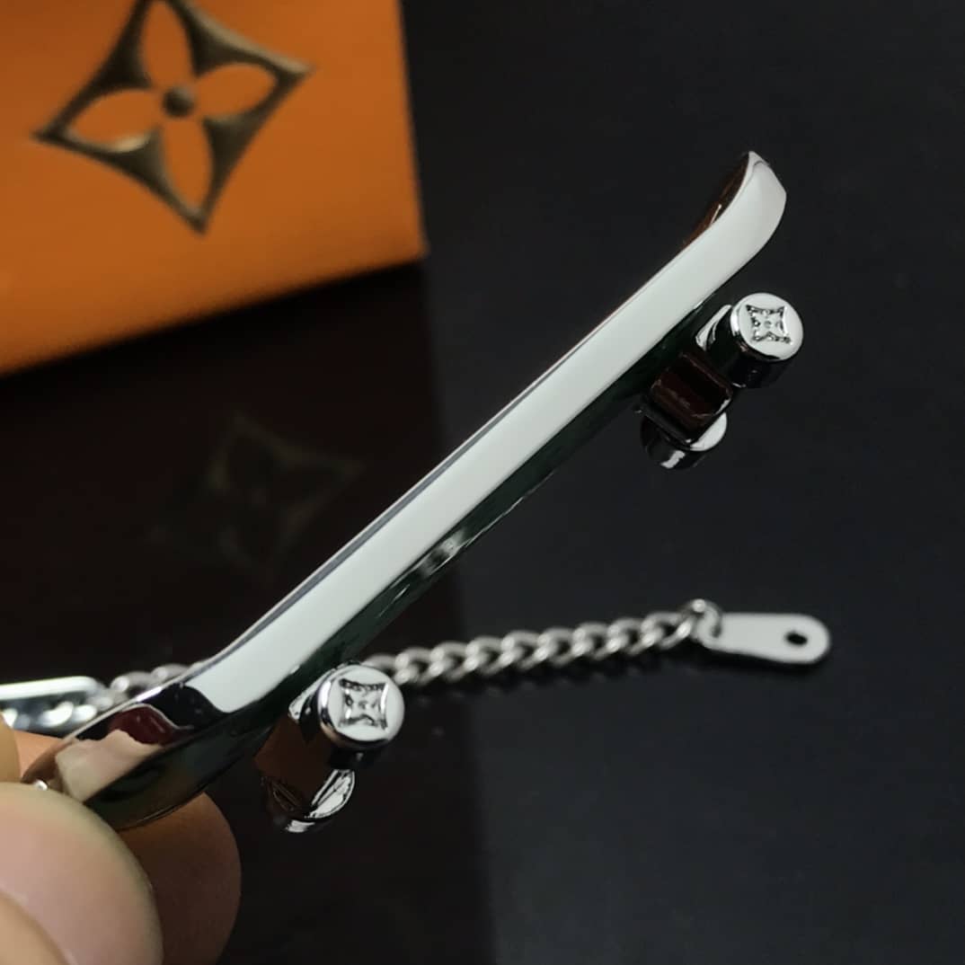 L0vis Vvtt0n Necklace Copy