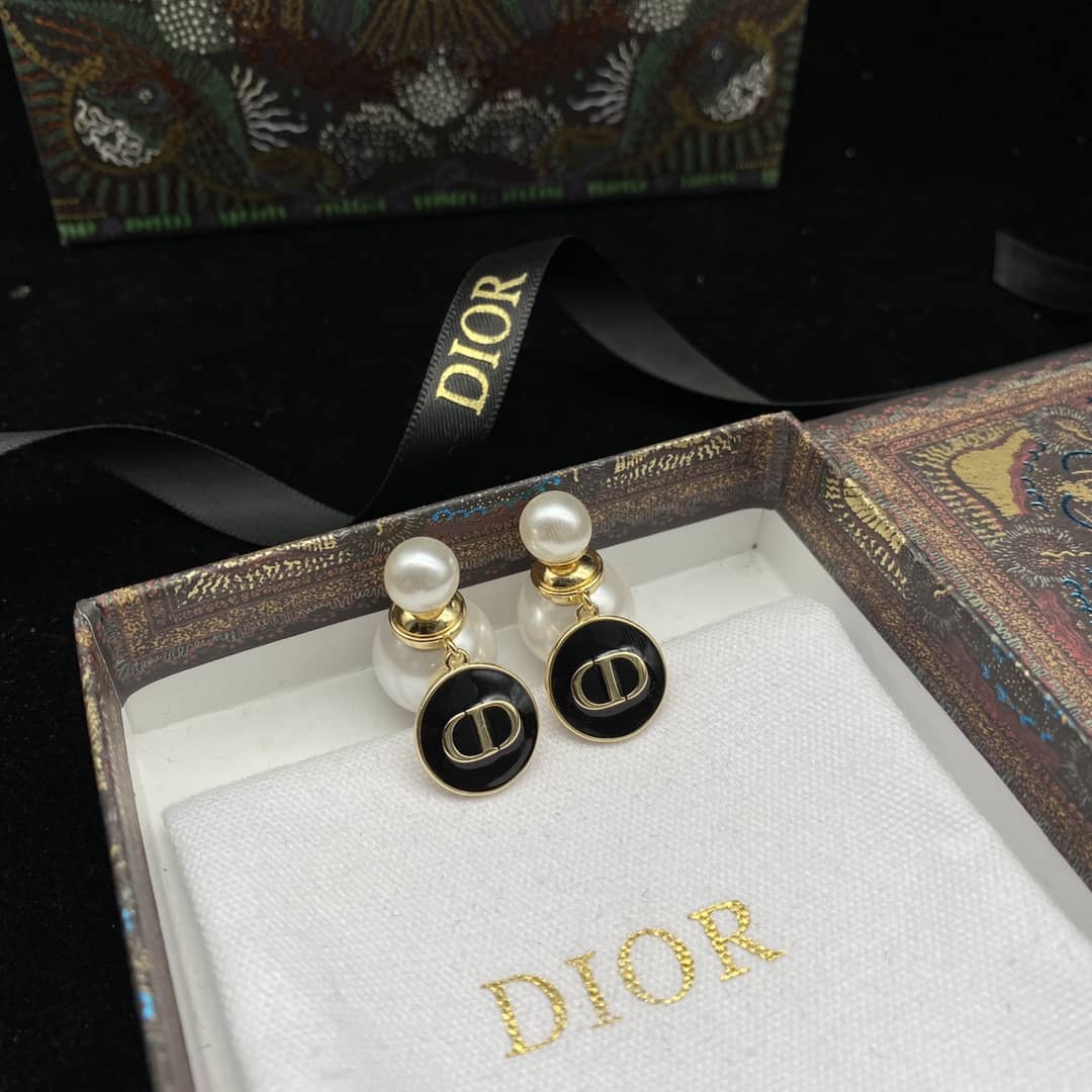 Chr1st1an D10r Earring First Copy