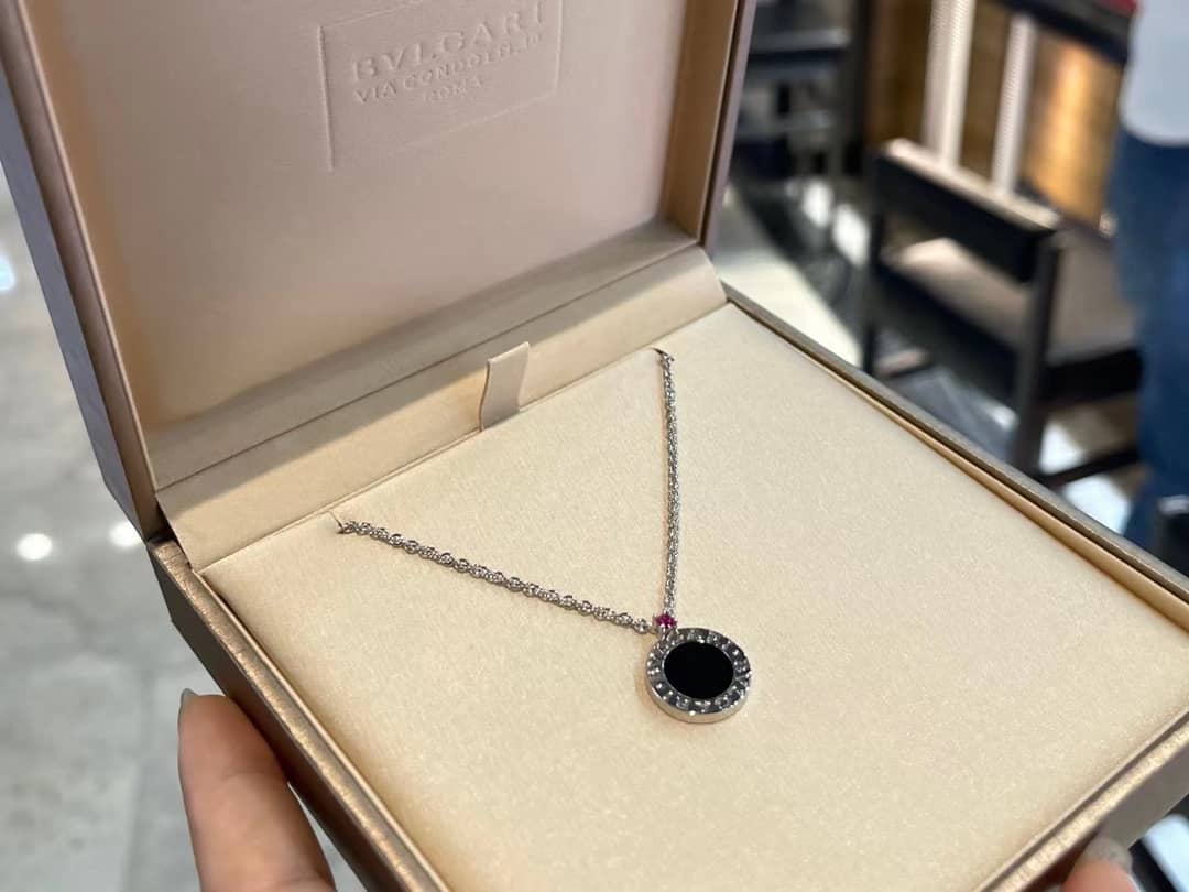 Knockoff Bv1g*ai Logo Necklace