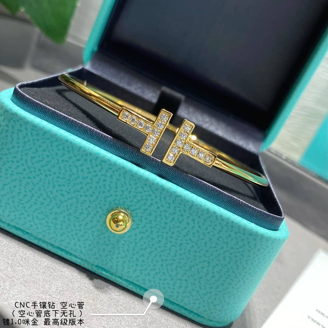 T*f*ny Bracelet Copy