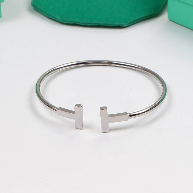 T*f*ny Bracelet First Copy