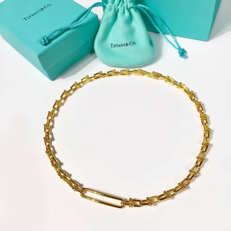 Knockoff T*f*ny Logo Necklace