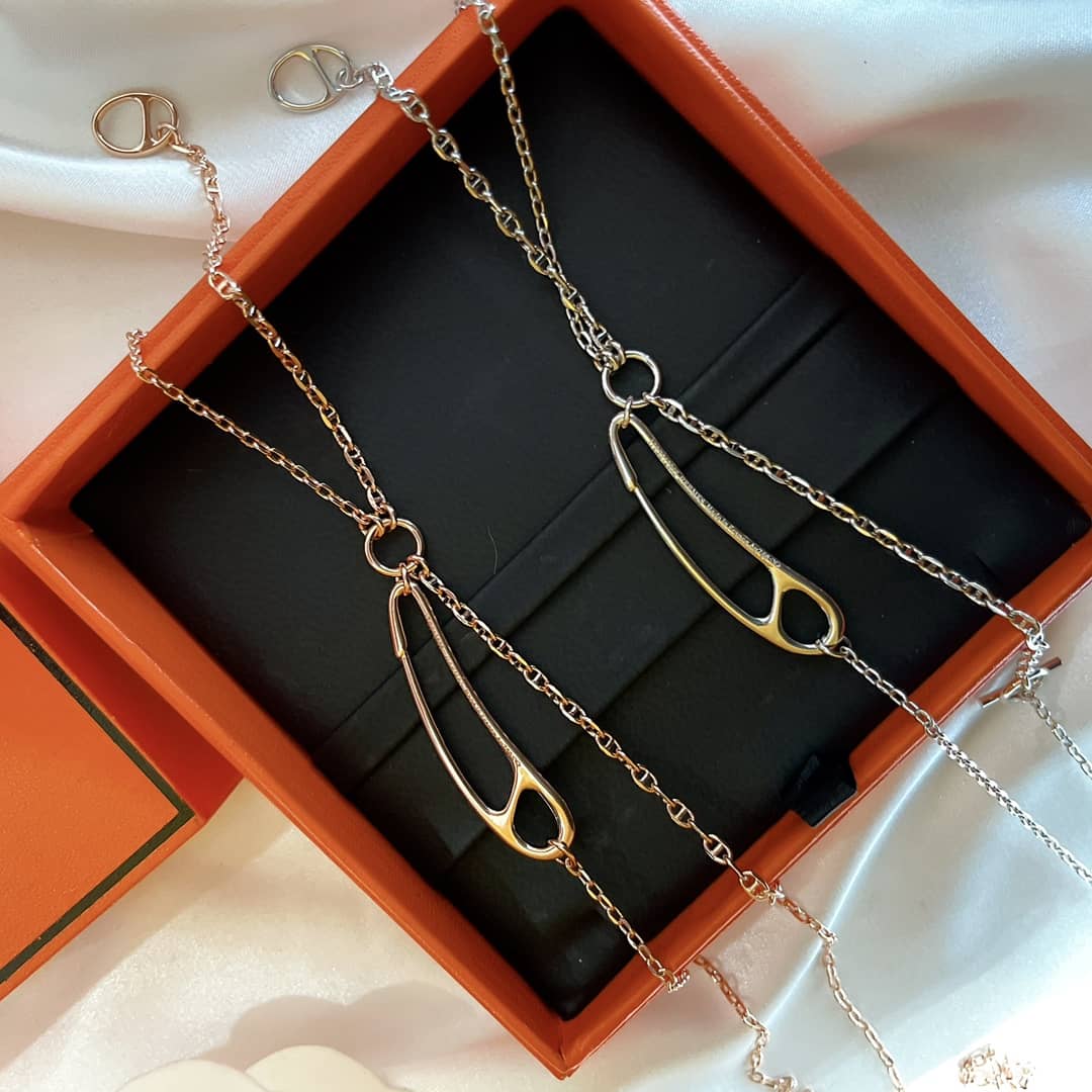 7 Star H**me5 Necklace
