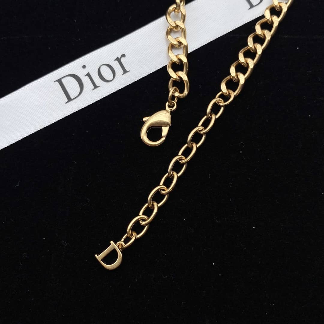 Top Quality Chr1st1an D10r Necklace