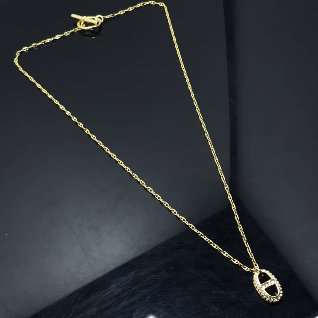 H**me5 Necklace For Sale