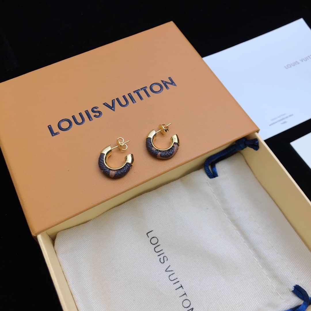 L0vis Vvtt0n Earring For Sale