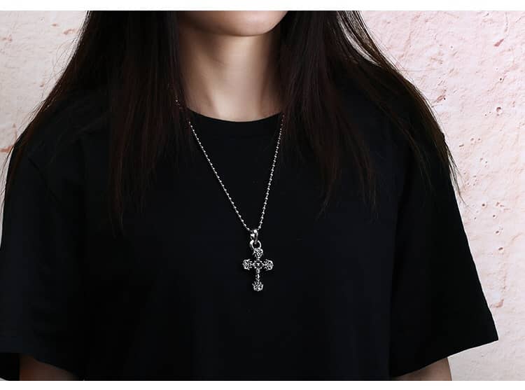 Top Quality Ch*0me He**ts Necklace