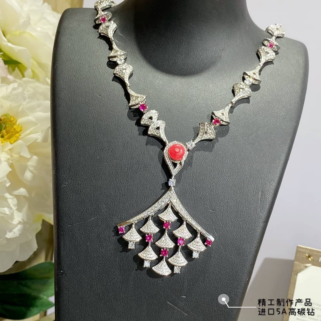 Bv1g*ai Necklace Copy