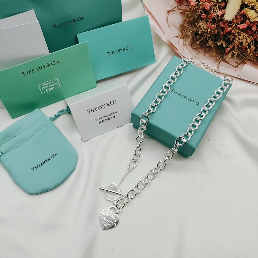 7 Star T*f*ny Necklace