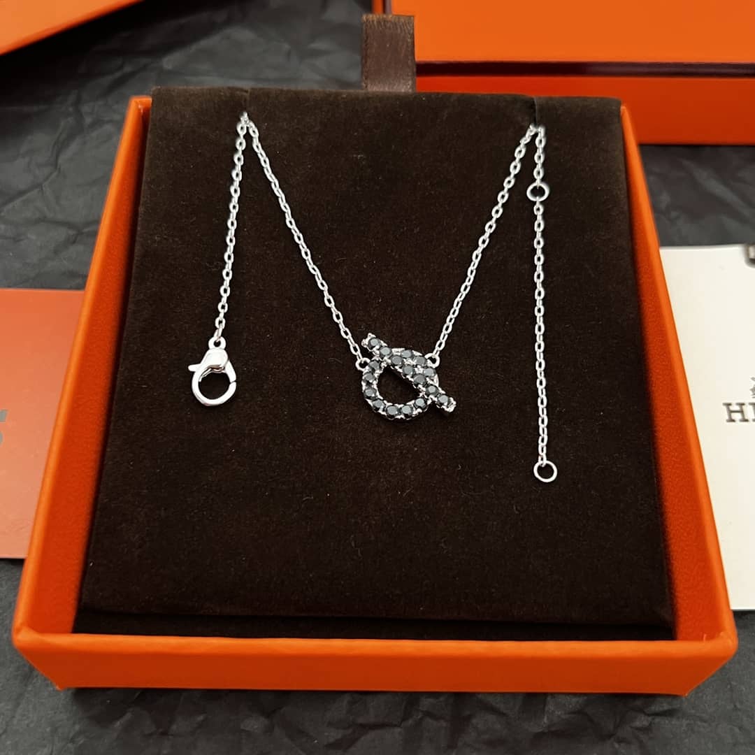 Replica H**me5 Necklace