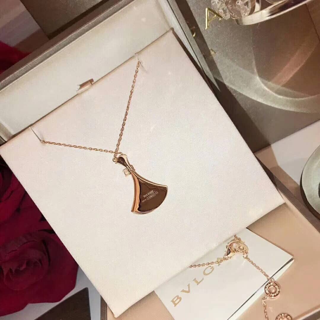 Replica Bv1g*ai Necklace