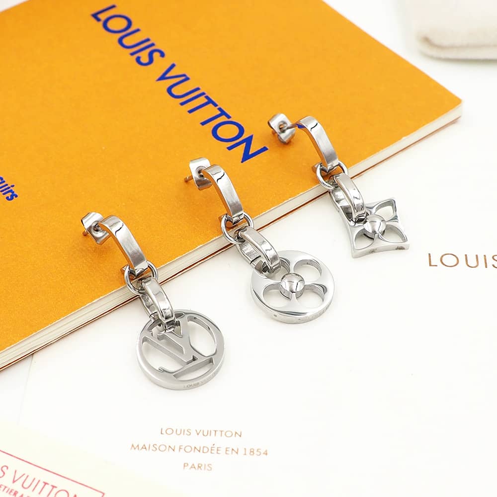 Cheap L0vis Vvtt0n Earring