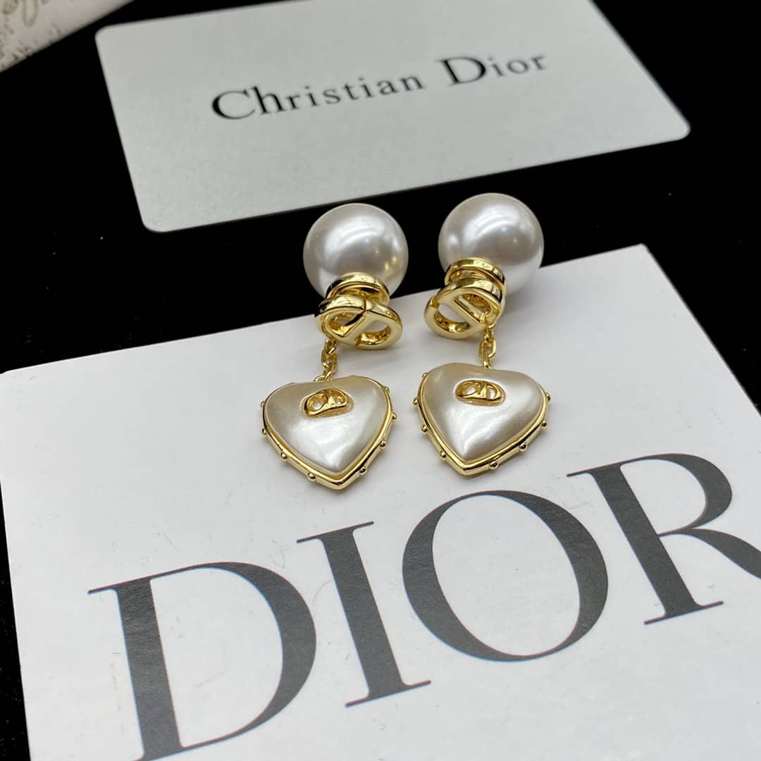 Replica Chr1st1an D10r Earring