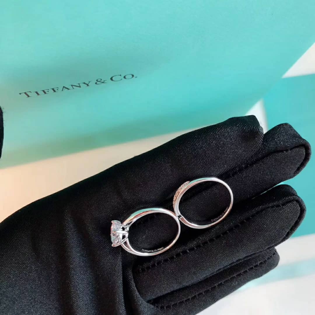 Replica T*f*ny Ring