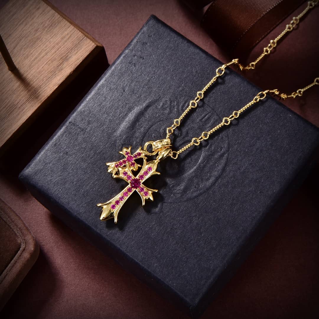 Ch*0me He**ts Necklace First Copy