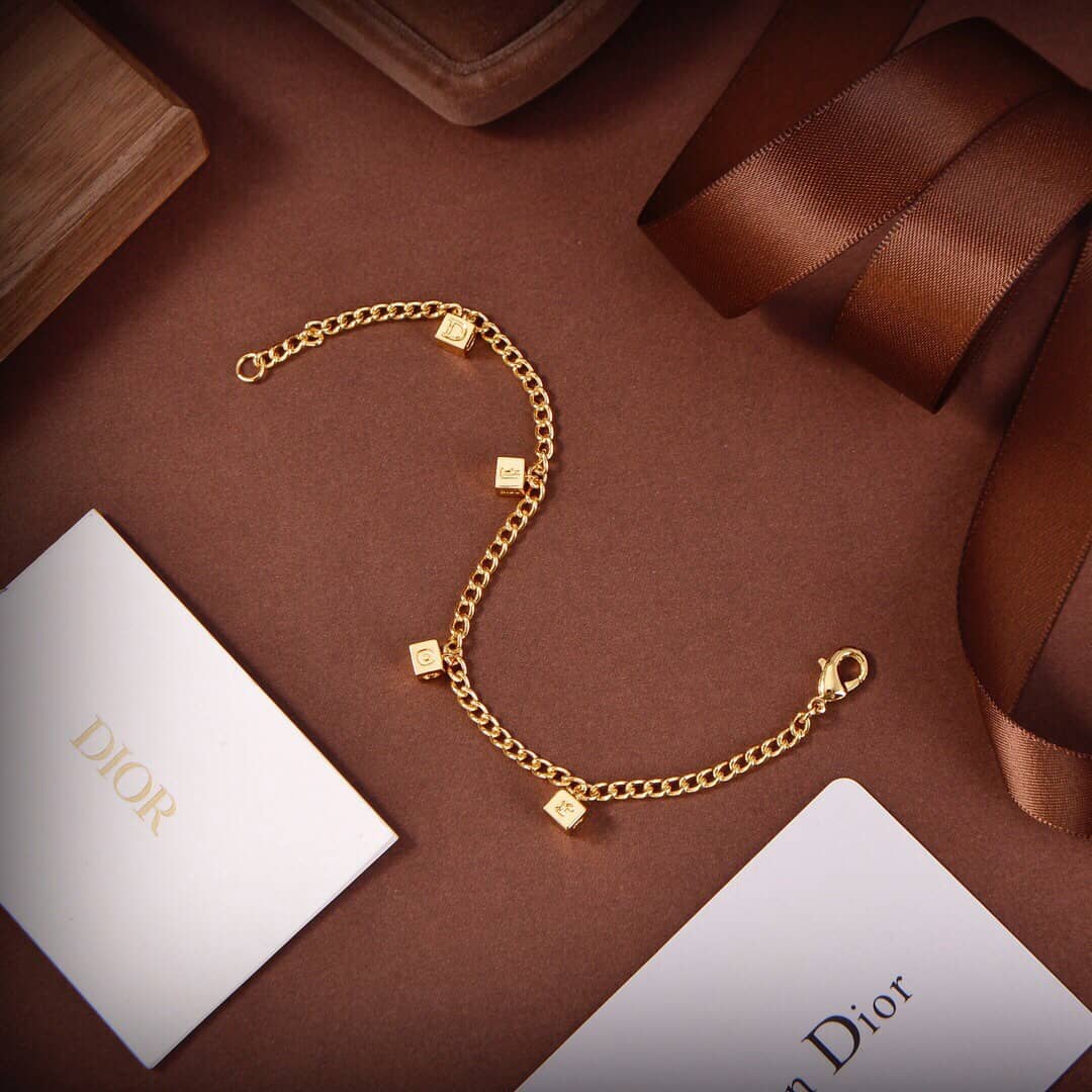 Luxury Chr1st1an D10r Classic AAA+ Bracelet