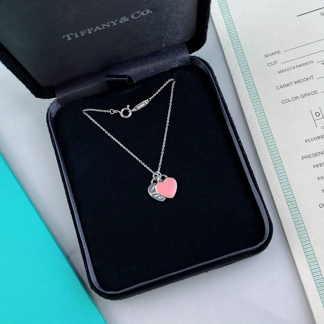 T*f*ny Necklace For Sale