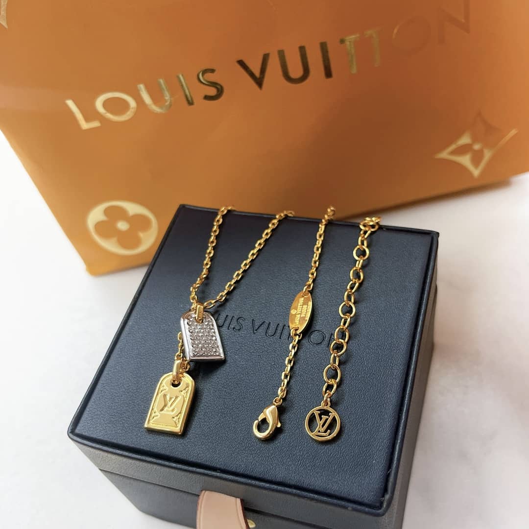 7 Star L0vis Vvtt0n Necklace