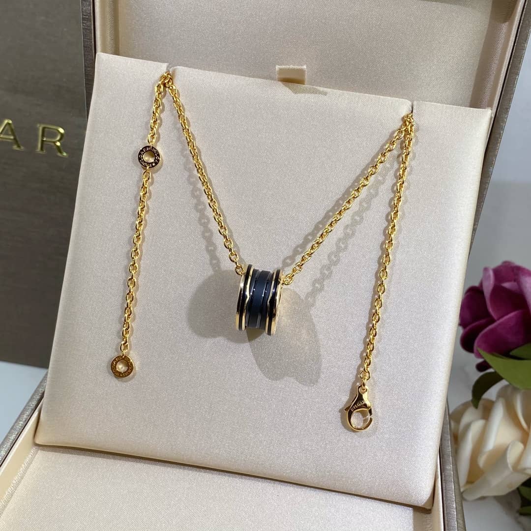 Bv1g*ai Necklace Copy