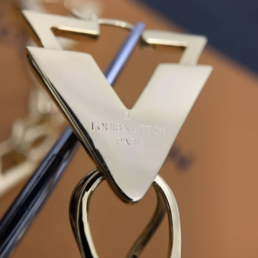 L0vis Vvtt0n Earring For Sale