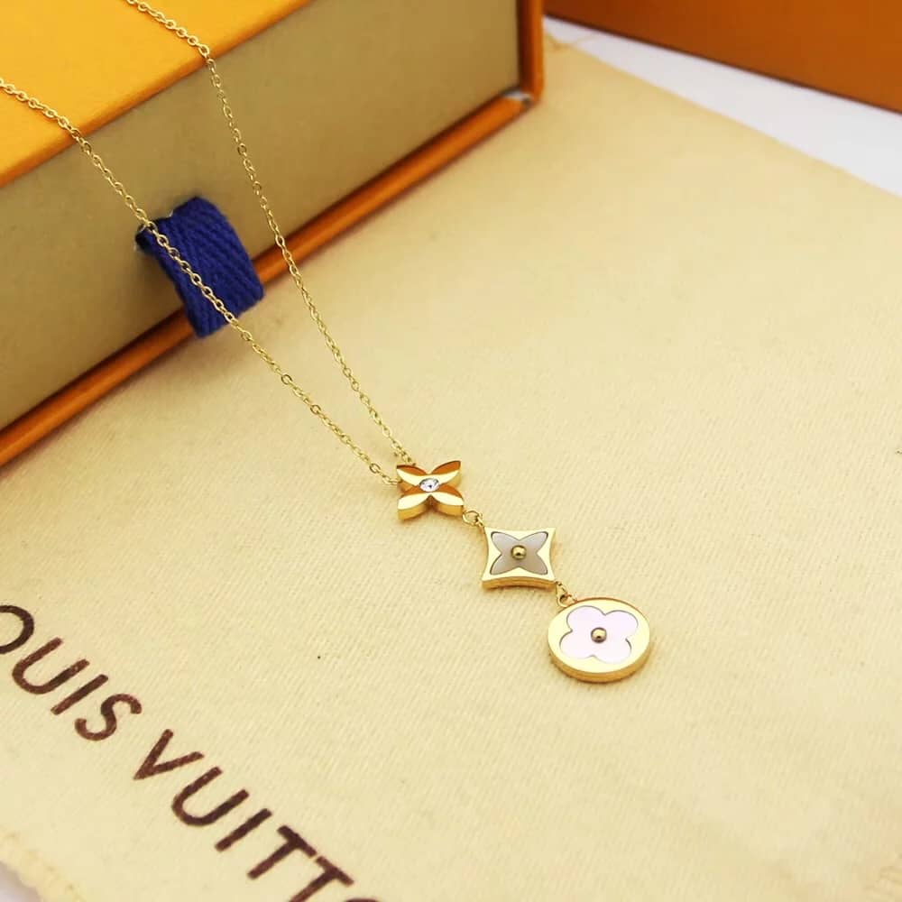 Wholesale L0vis Vvtt0n AAA+ Necklace