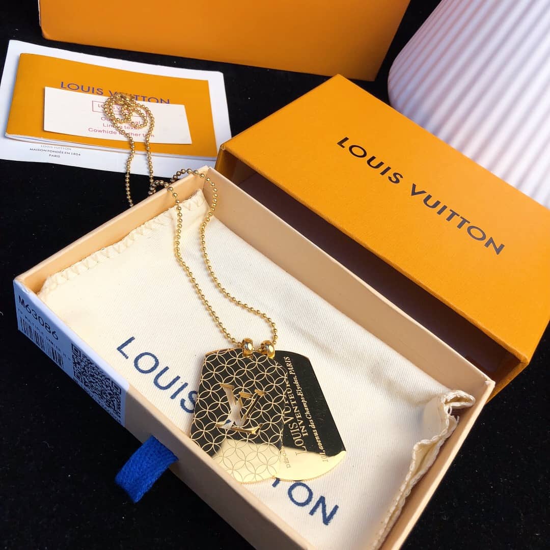 High Quality L0vis Vvtt0n Necklace