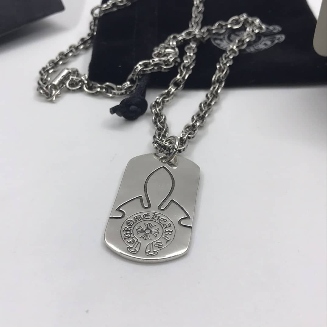 Best Ch*0me He**ts Classic Necklace